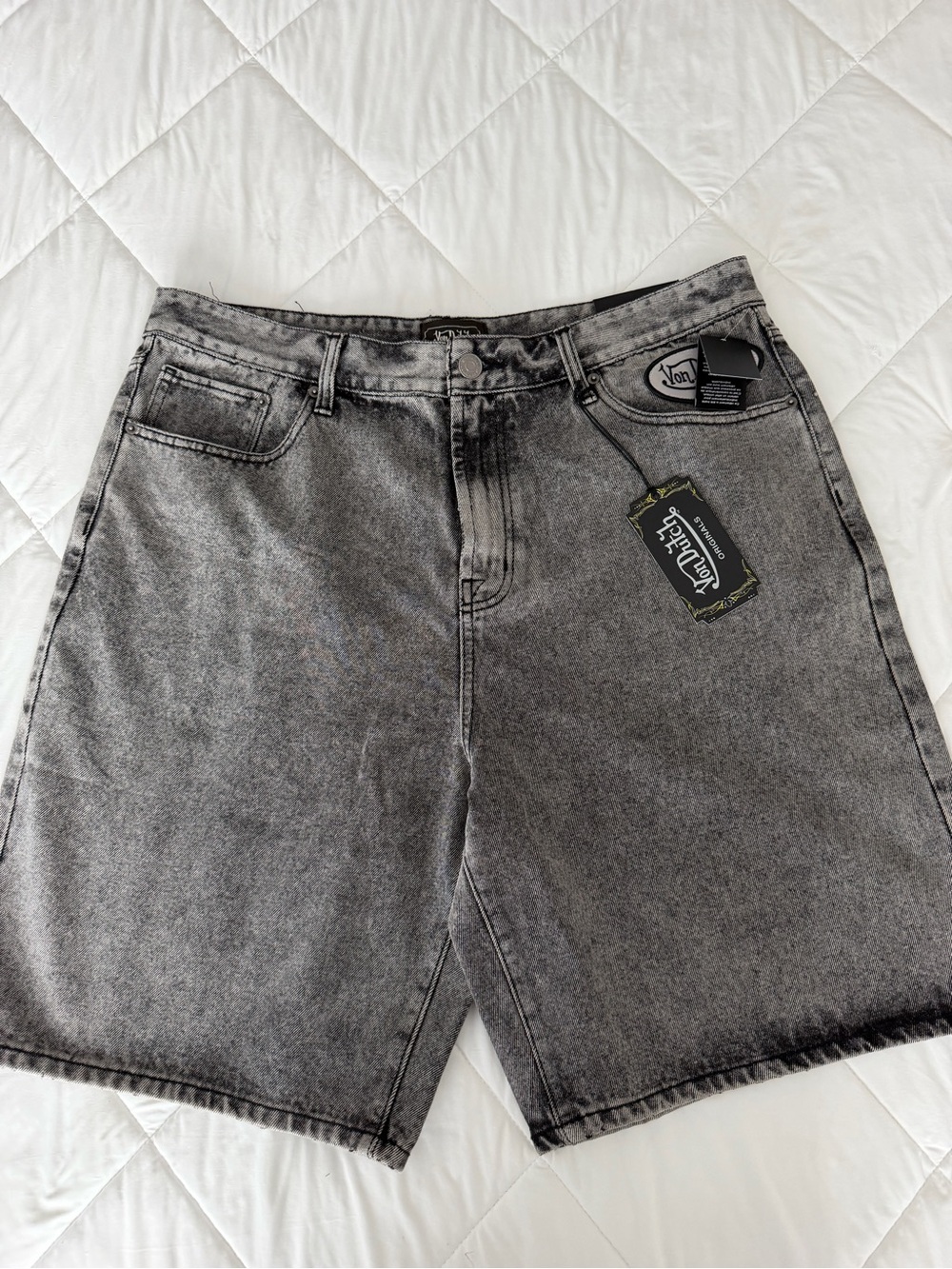 Von Dutch Men’s Washed Black/Grey Denim Shorts
